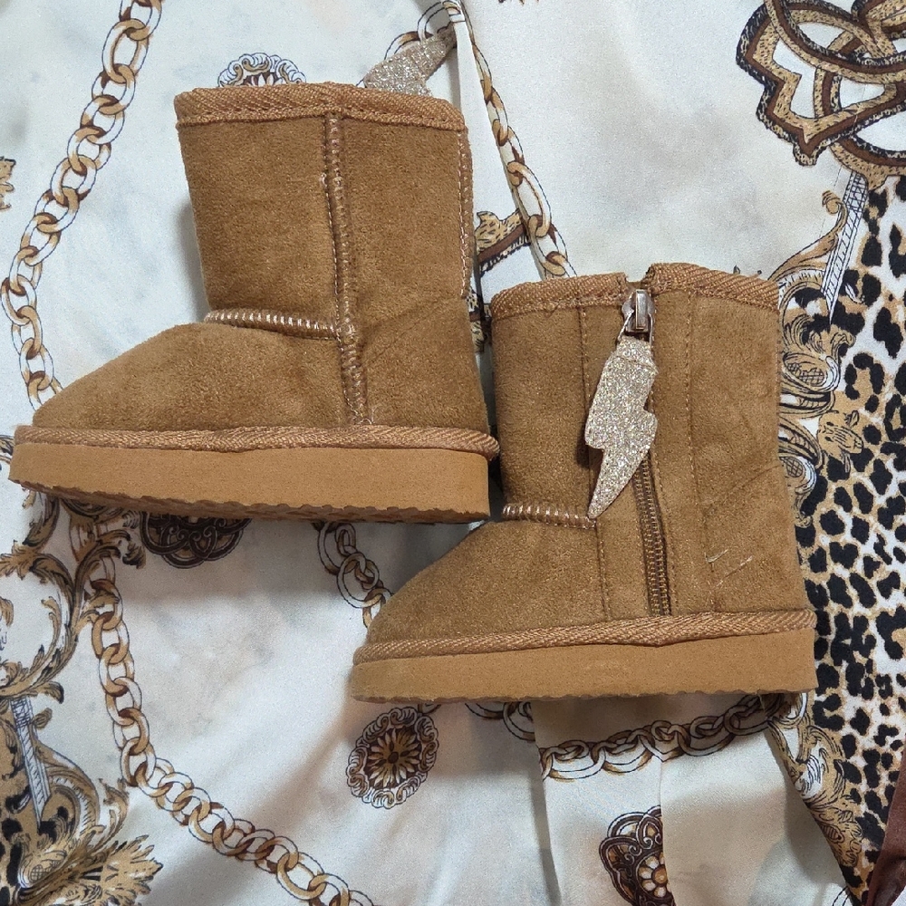 Tan Faux Fur Baby Boots with Zipper